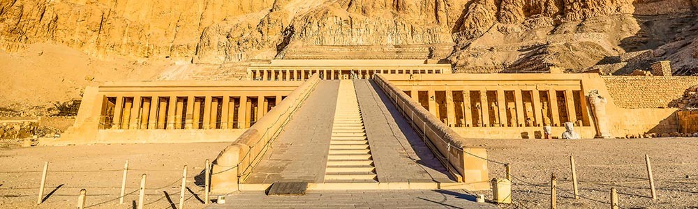 Un Día Mágico de Excursión en la Orilla Occidental de Luxor